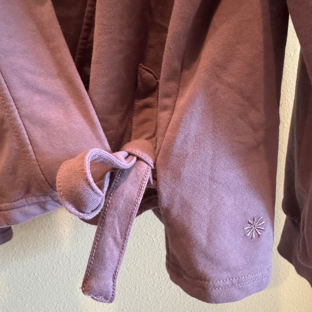 Athleta Women M Retroterry Wrap Sweatshirt Damask Mauve Knit Stretch Tie Active - Picture 2 of 7